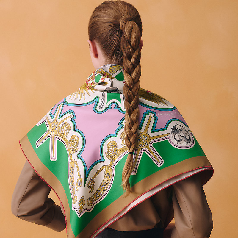 Les Eperons double face scarf 90 | Hermès USA